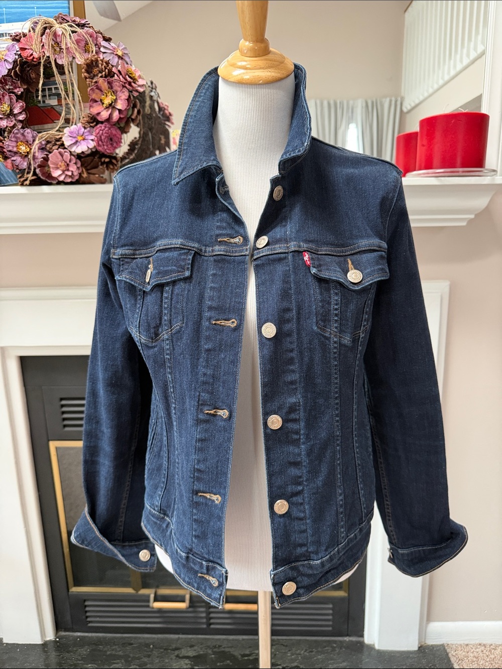 Levi's Dark Blue Denim Jacket - Classic Trucker Style